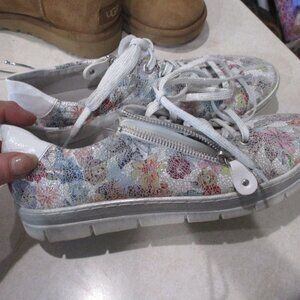 Remonte Soft Mosaic Floral Print Leather Sneakers Shoes 39